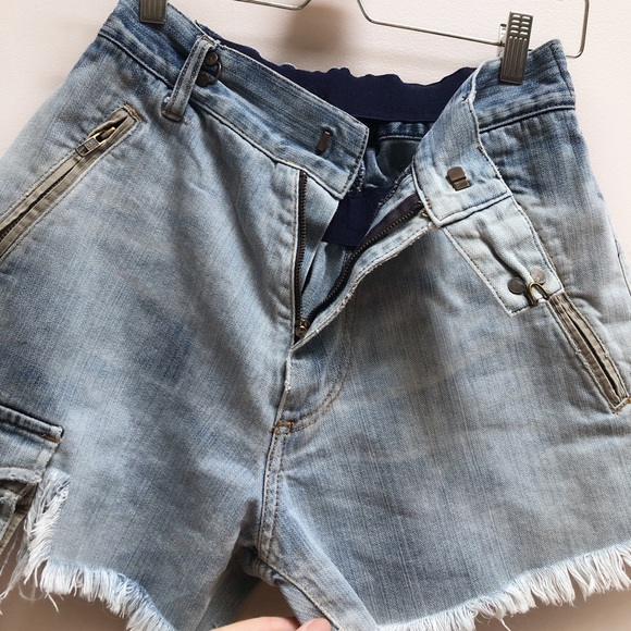 ENERGIE CUT-OFF SHORTS - Picture 6 of 10